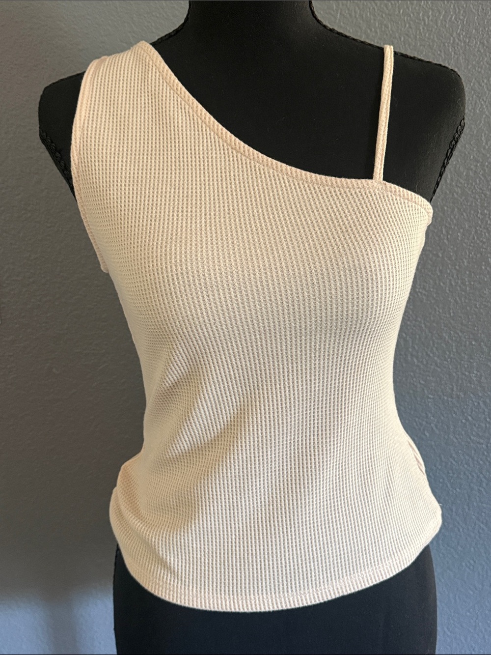 Promesa One-Shoulder Cream Ribbed Tank - Picture 1 of 3